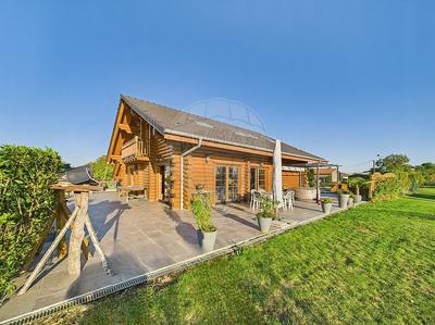 Châlet - 175 m² - 9 pièces