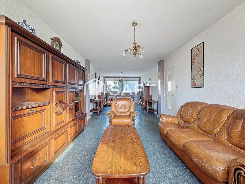 Appartement - 96 m² - 5 pièces