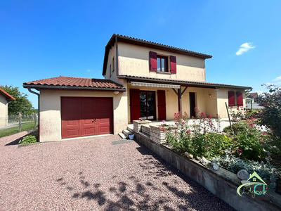 Maison - 124 m² - 7 pièces