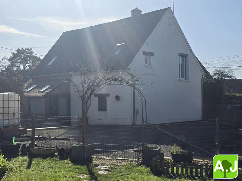 Maison - 107 m² - 6 pièces