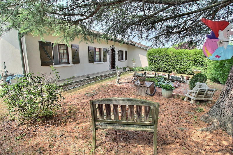 Maison - 140 m² - 6 pièces