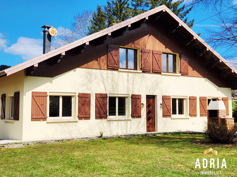 Maison - 141 m² - 6 pièces