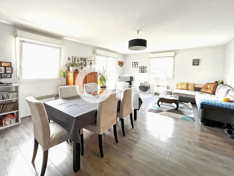 Appartement - 80 m² - 3 pièces