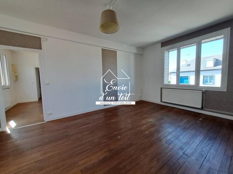 Appartement - 94 m² - 4 pièces