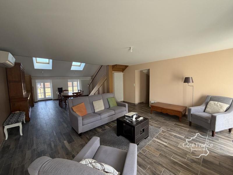 Demeure - 418 m² - 14 pièces