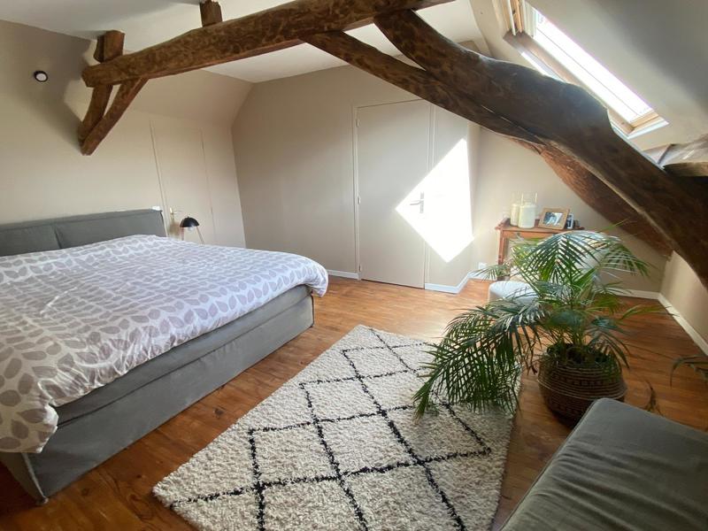 Maison - 285 m² - 12 pièces