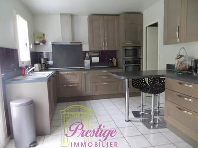 Maison - 150 m² - 6 pièces