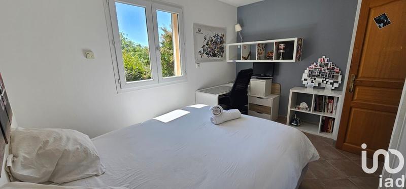 Maison - 242 m² - 8 pièces