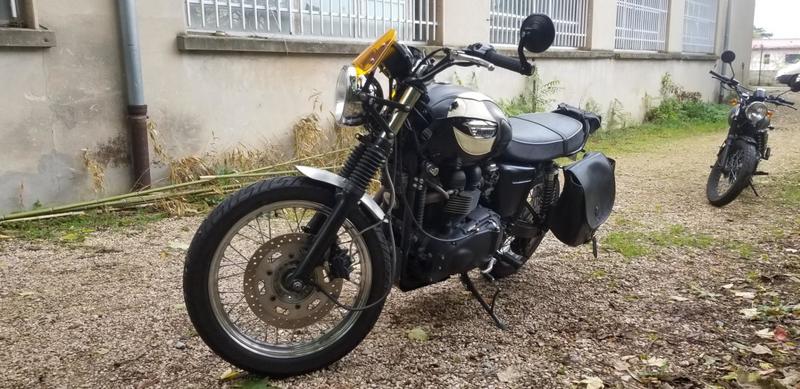 Triumph Bonneville 900 triumph t 100 0900 Boneville Noir