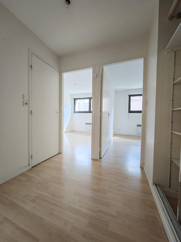 Appartement - 80 m² - 3 pièces