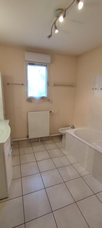 Appartement - 112 m² - 4 pièces