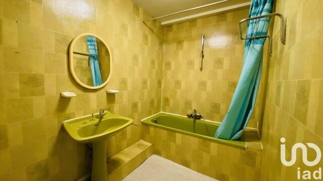 Maison - 321 m² - 9 pièces