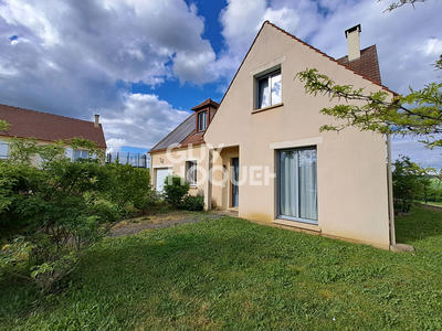 Maison - 137 m² - 6 pièces