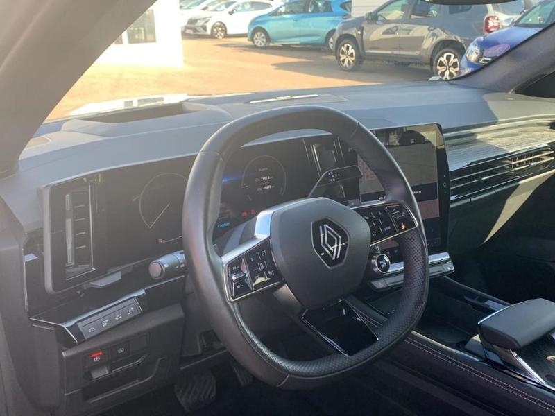 Renault Austral E-Tech hybrid 200 Iconic