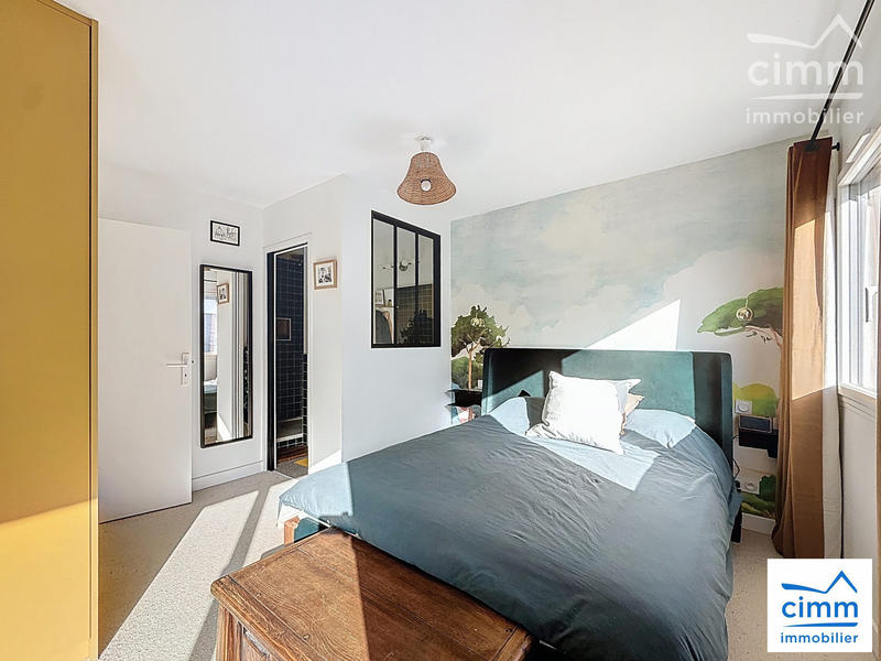 Appartement - 104 m² - 4 pièces