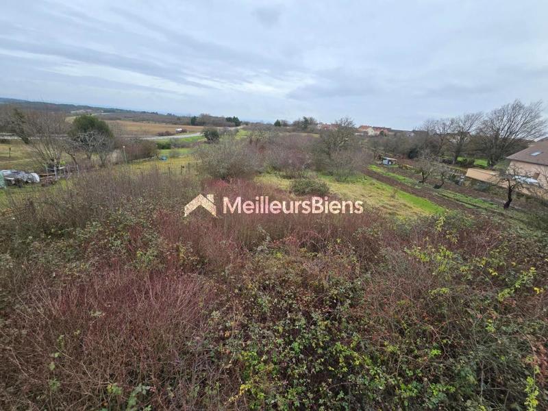 Terrain constructible - 3 590 m²