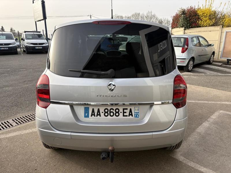 Renault Modus Grand 1.5l Dci 85 Cv Bva + Attelage