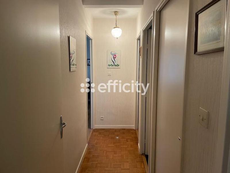 Appartement - 85 m² - 3 pièces