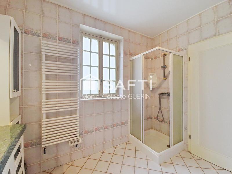 Maison - 248 m² - 7 pièces