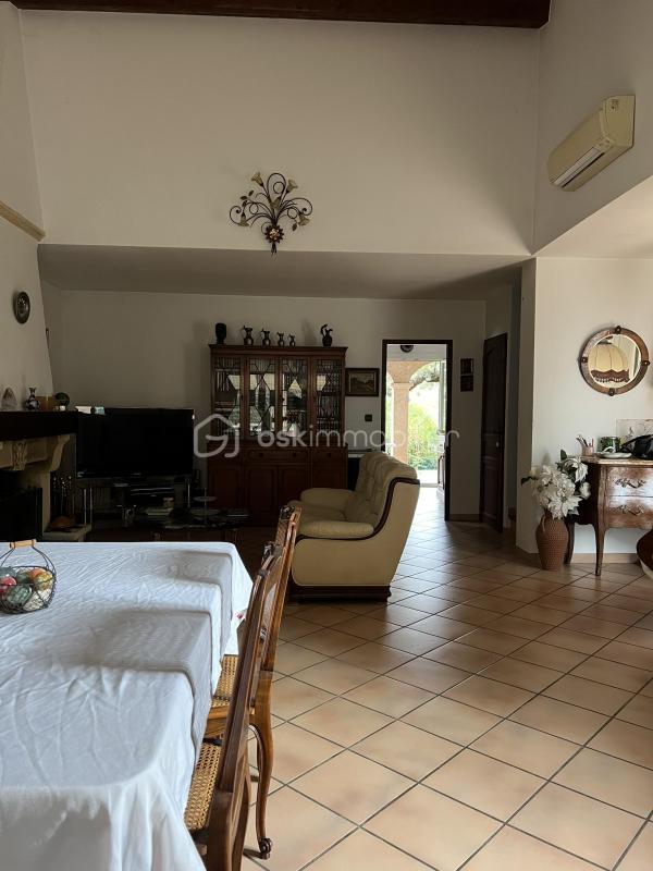 Maison - 196 m² - 6 pièces