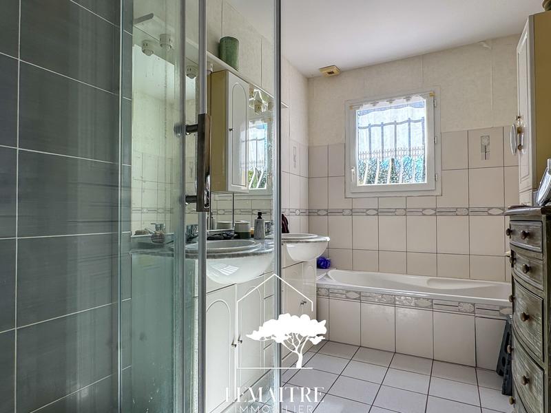 Maison - 135 m² - 5 pièces