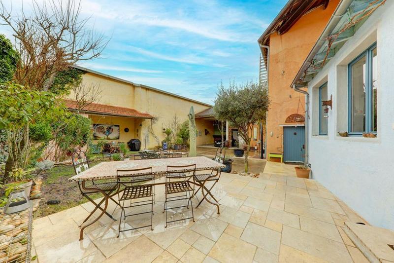 Maison - 214 m² - 5 pièces