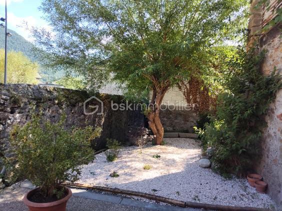 Maison - 172 m² - 5 pièces