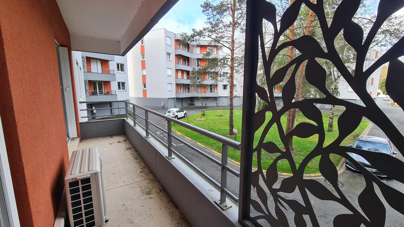 Appartement - 90 m² - 4 pièces