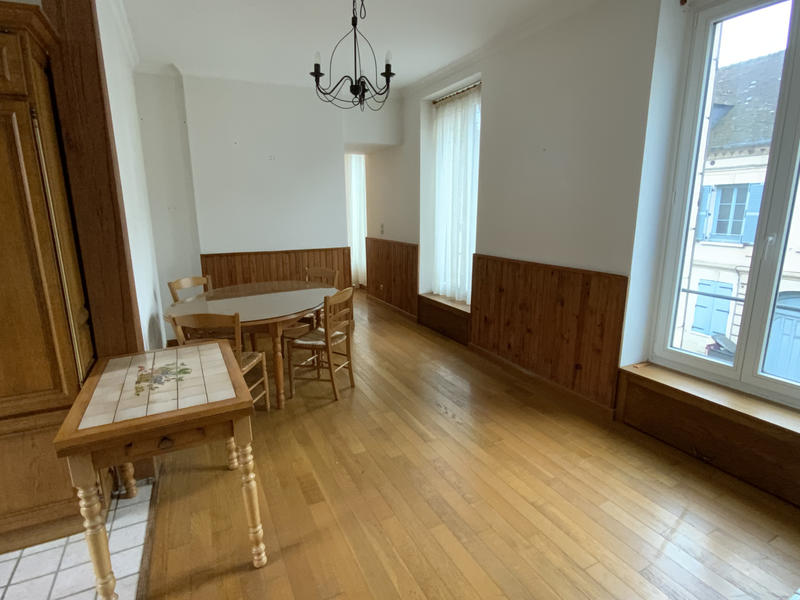 Appartement - 96 m² - 5 pièces