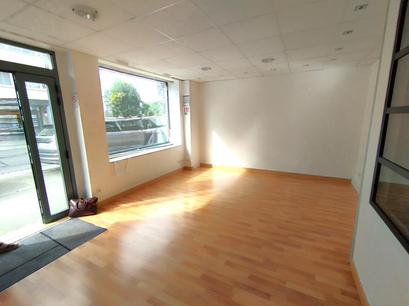 Local commercial - 192 m²