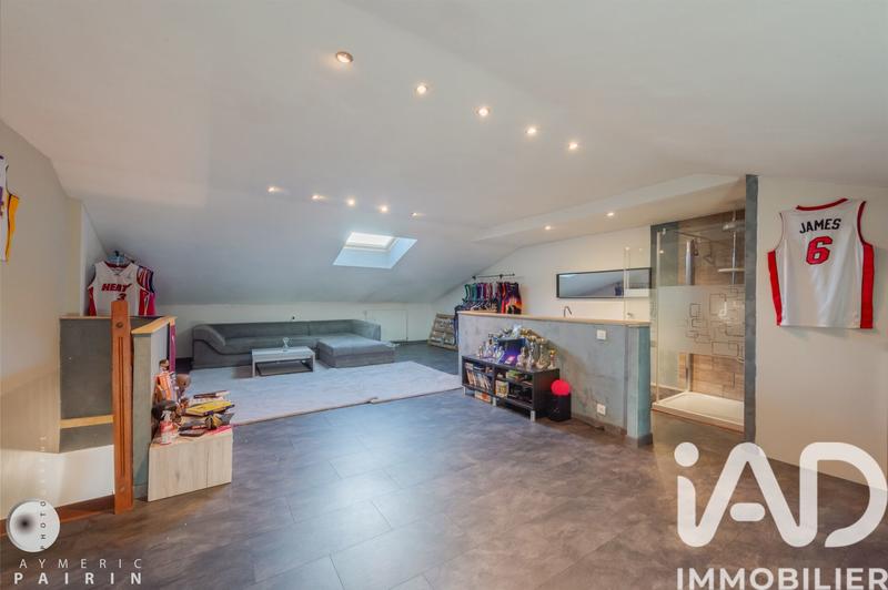 Maison - 147 m² - 5 pièces