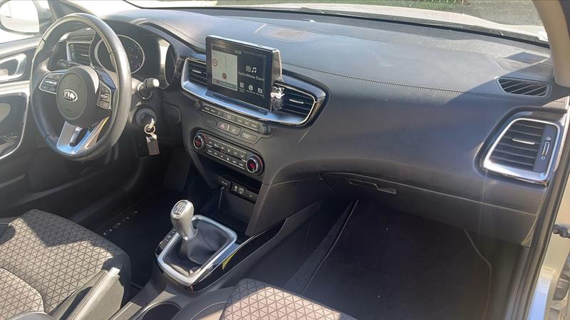 Kia Ceed 1.0 t-Gdi 120 Active