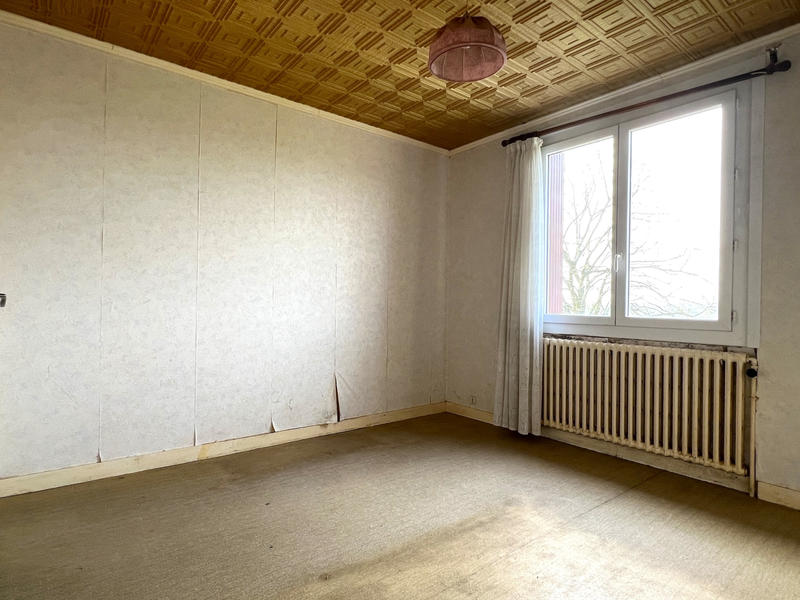 Maison - 97 m² - 6 pièces