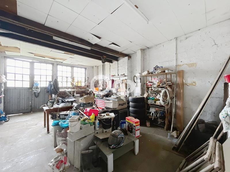 Maison - 243 m² - 6 pièces