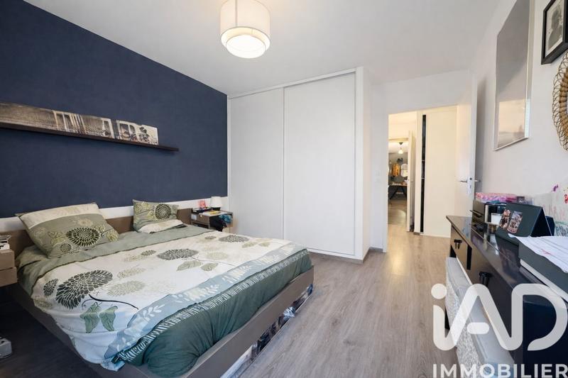 Appartement - 93 m² - 4 pièces