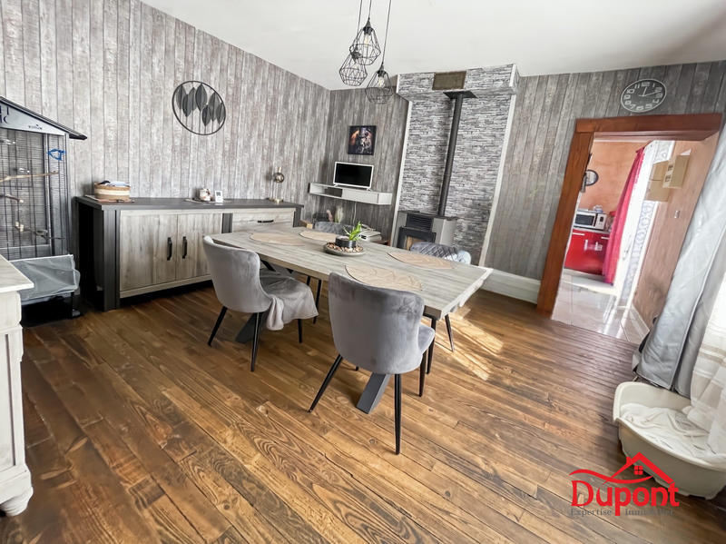 Maison - 95 m² - 5 pièces