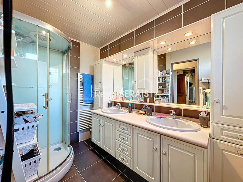 Maison - 164 m² - 6 pièces