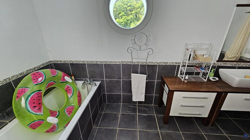 Villa - 211 m² - 7 pièces