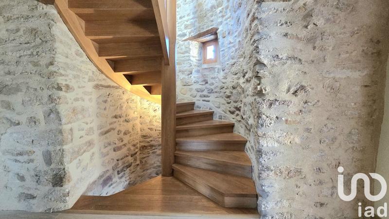 Maison - 167 m² - 10 pièces