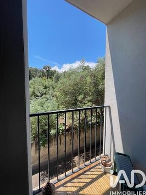 Appartement - 76 m² - 3 pièces