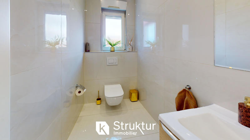 Appartement - 153 m² - 5 pièces