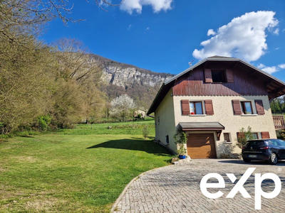 Maison - 110 m² - 4 pièces