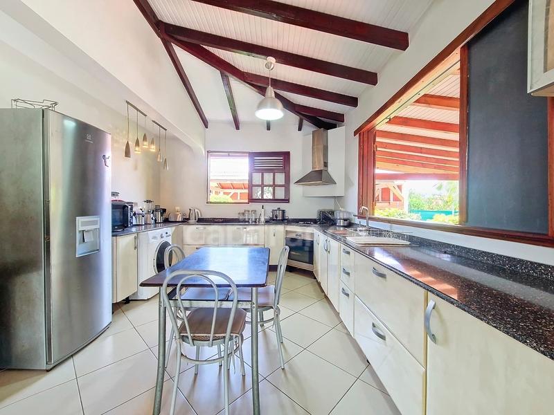 Maison - 152 m² - 6 pièces