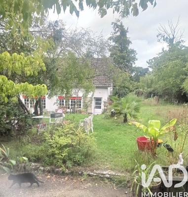 Maison - 140 m² - 5 pièces