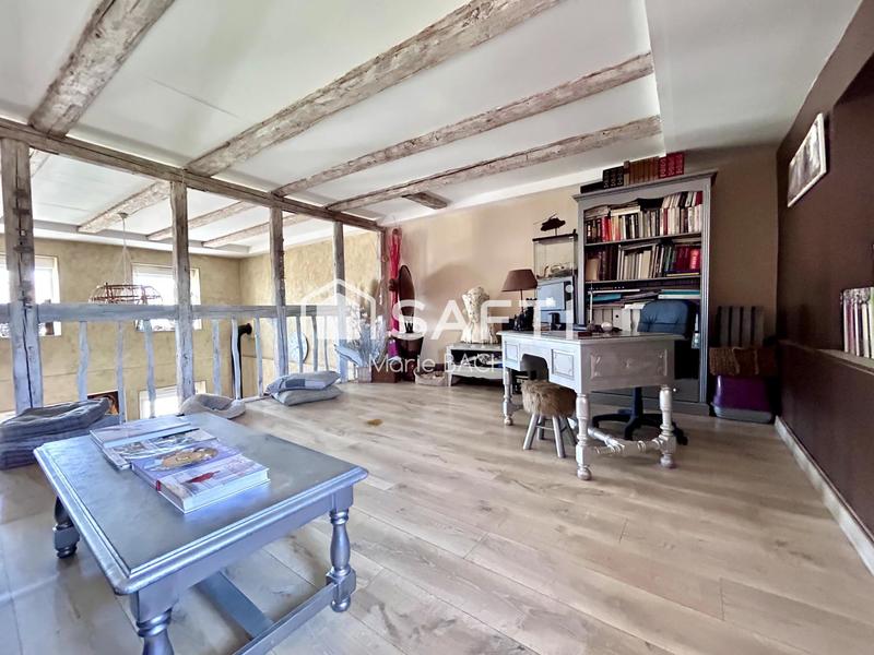 Maison - 240 m² - 5 pièces