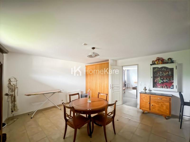 Maison - 190 m² - 7 pièces