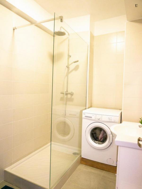 Chambre - 12 m² - 4 pièces