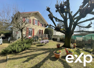 Maison - 110 m² - 4 pièces