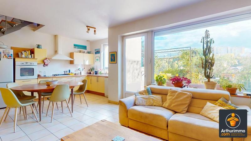 Maison - 85 m² - 4 pièces