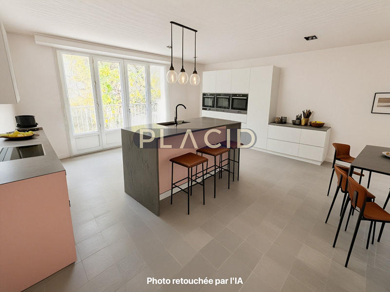 Maison - 159 m² - 6 pièces